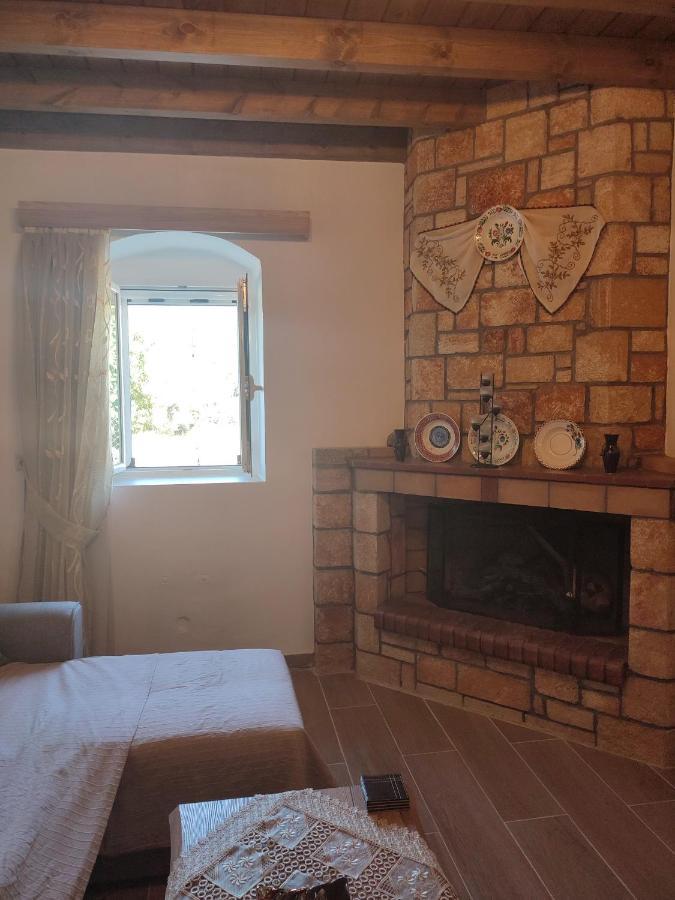 Villa Jimmy, Pilona Village Vlicha  Екстериор снимка